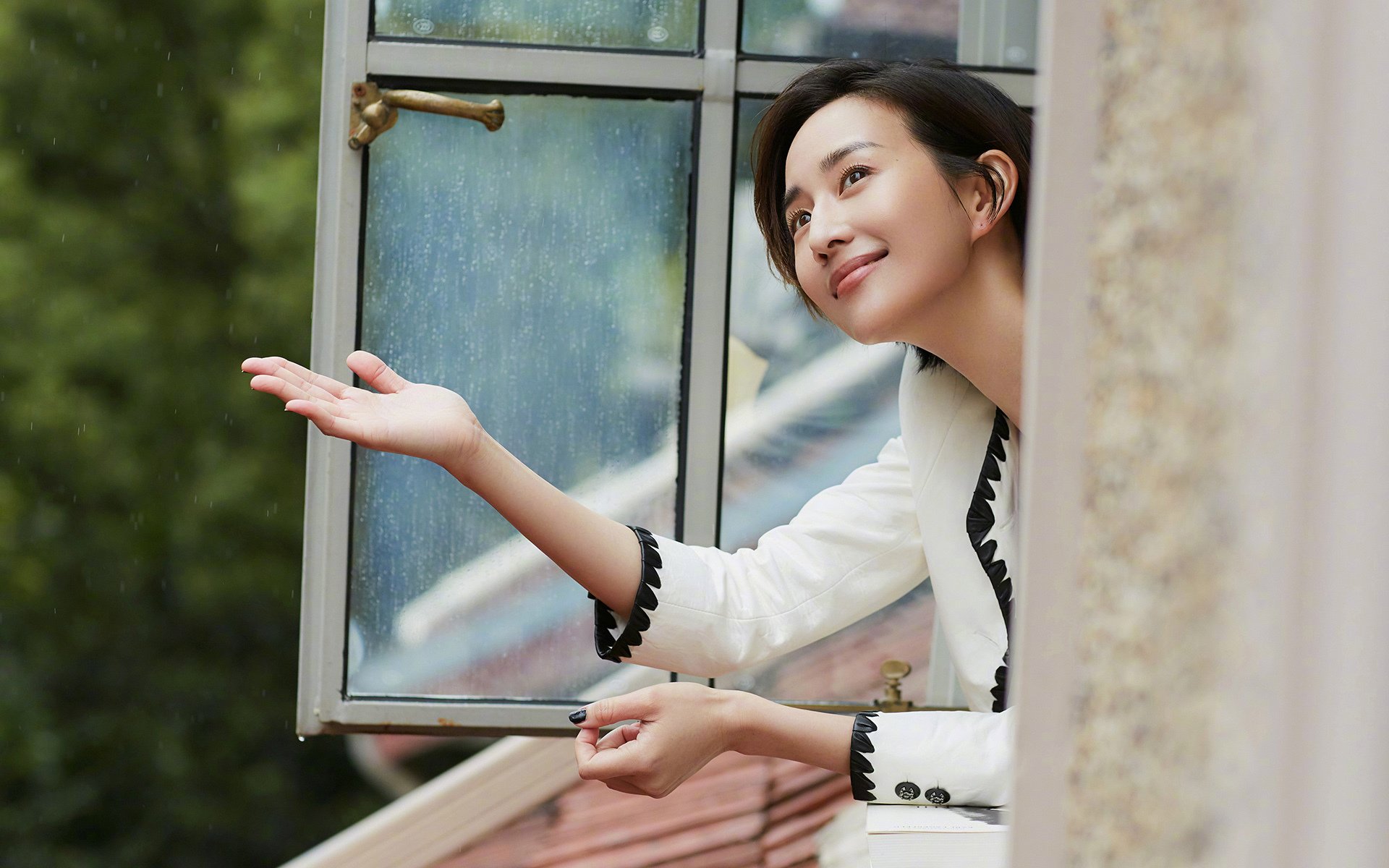 九游体育电竞-_极地冰雪冰雕运动节：用冰雪点亮冬日_，极地冰雪世界