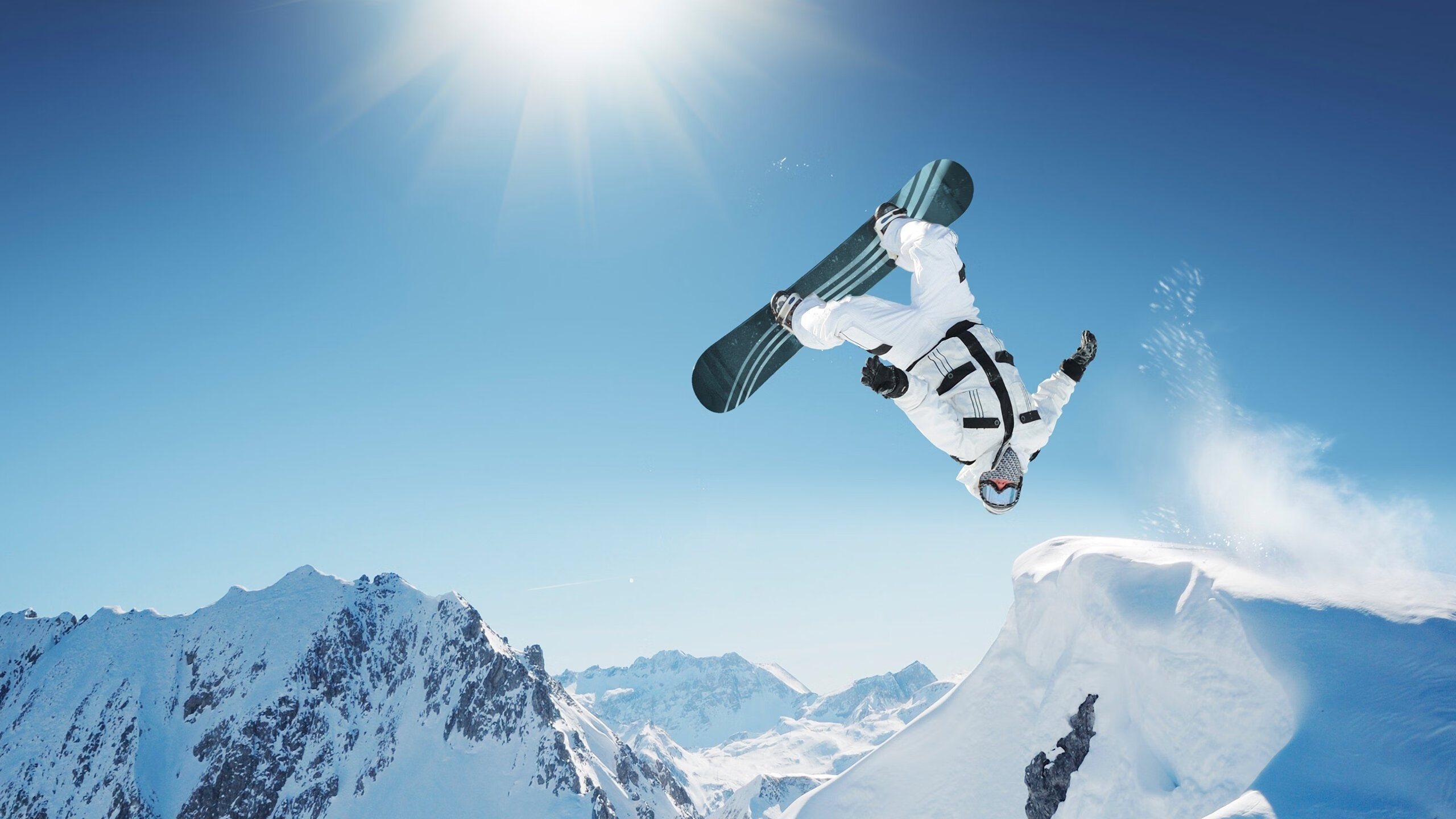 九游官网首页-_极限耐力长跑：天灾中突破自我_，耐力跑时出现极限的正确处理方法是站立不动对吗